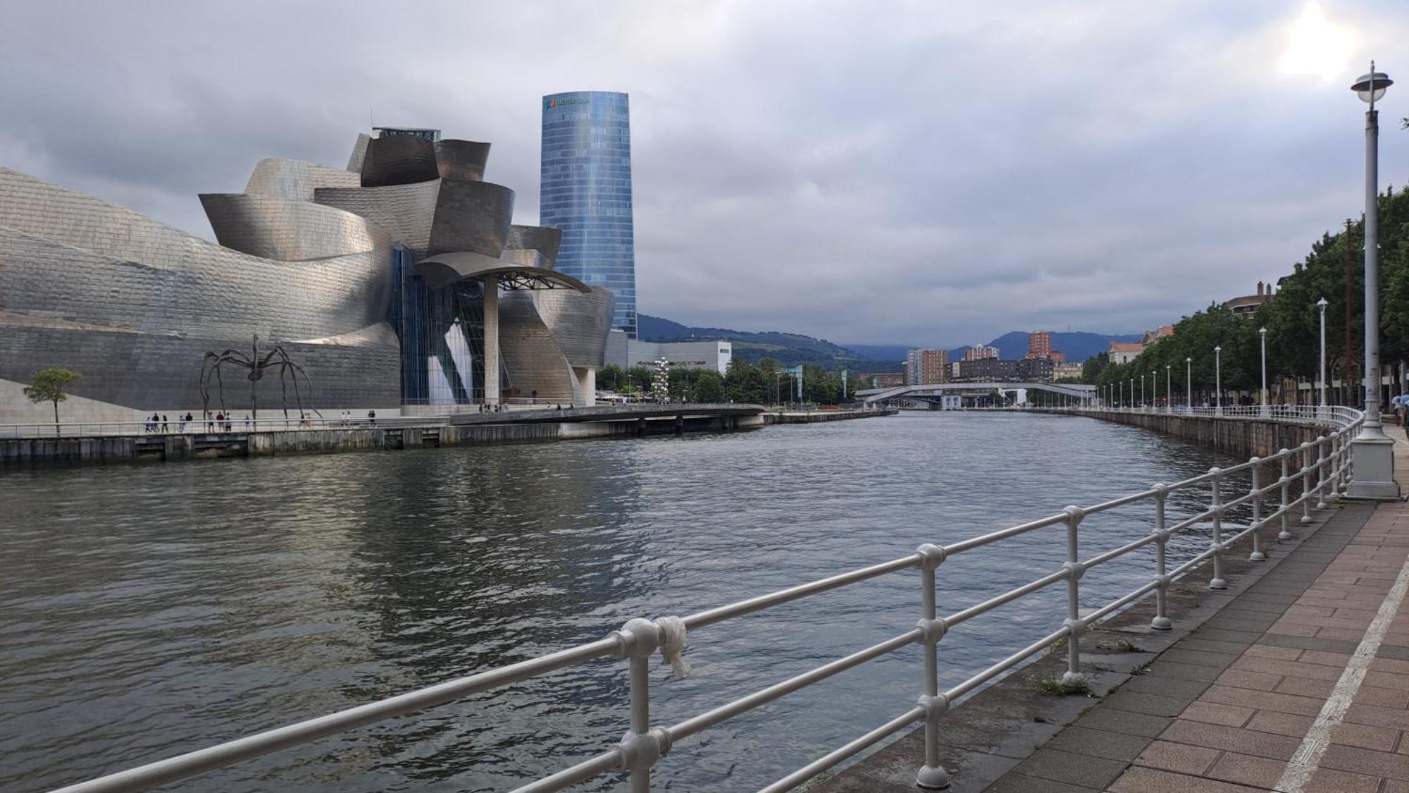 Bilbao, A Un Paso. Apartment Exterior foto